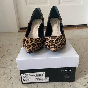 Leopard heels. Great for work